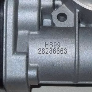 Hisspeedlaser 卓上空気圧金属 DOT ペン自動車部品用エンボス加工および彫刻機